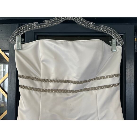 Jessica McClintock White Satin Strapless Rhinestone A-Line Midi Bridal Dress 10 - Picture 3 of 8